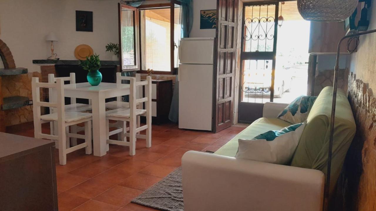 Villa Relax Tra Gli Ulivi Альгеро Экстерьер фото